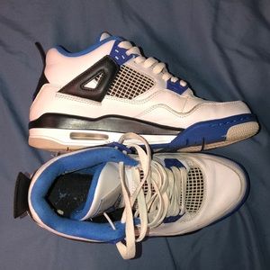Jordan 4 Retro